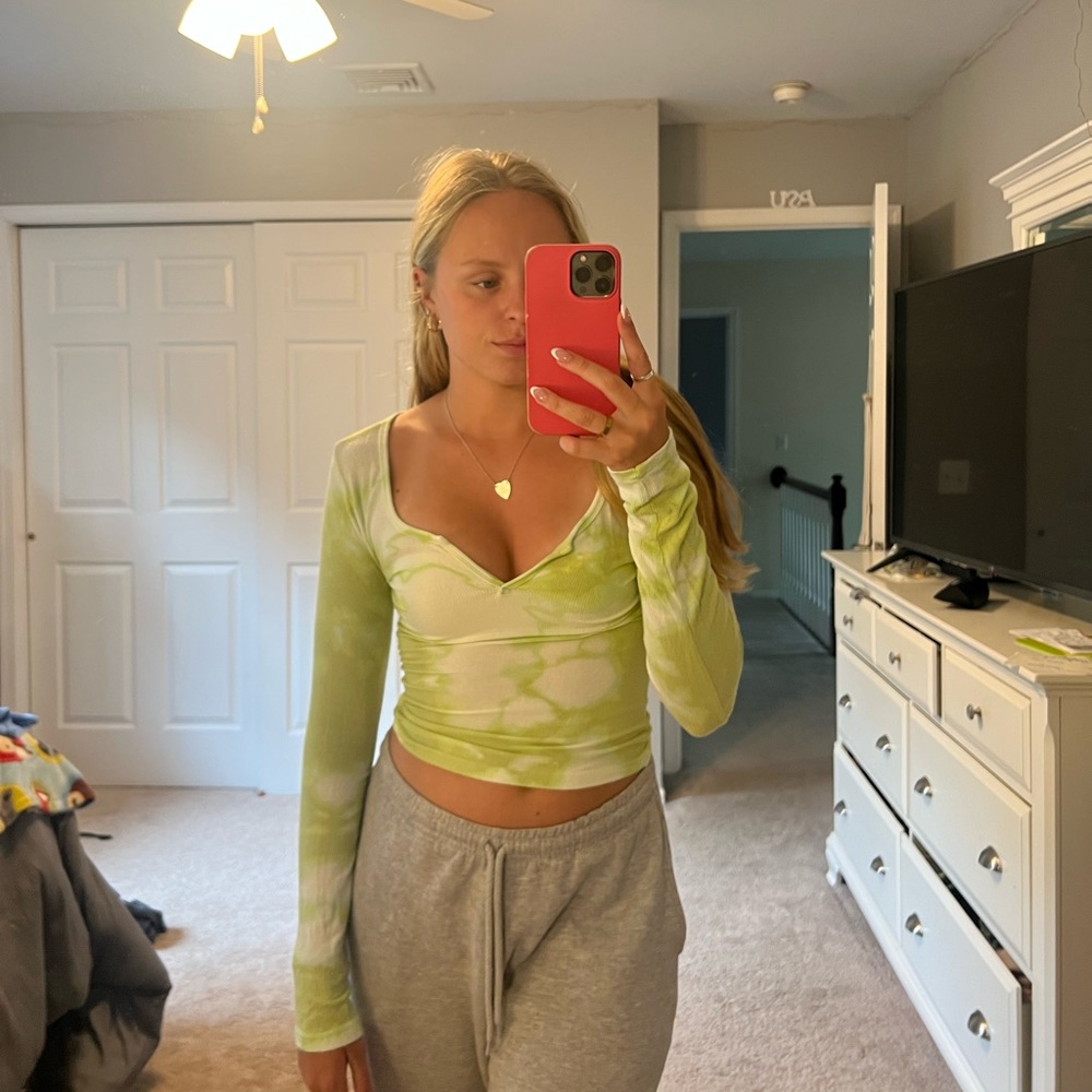 Green tie dye long sleeve